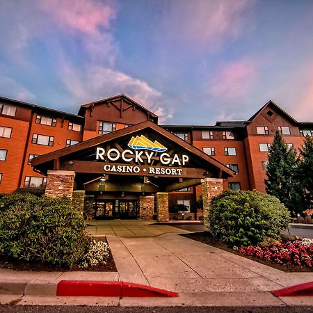 Rocky Gap Casino Resort Flintstone 外观 照片